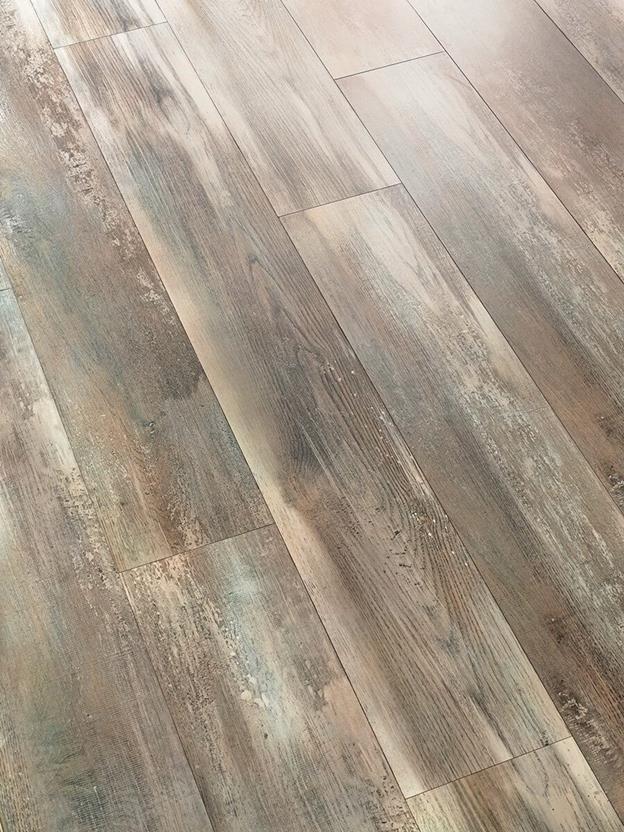 Swiss Solid | WMESS-Iceland Oak | Laminate Flooring | Alexanian Carpet ...